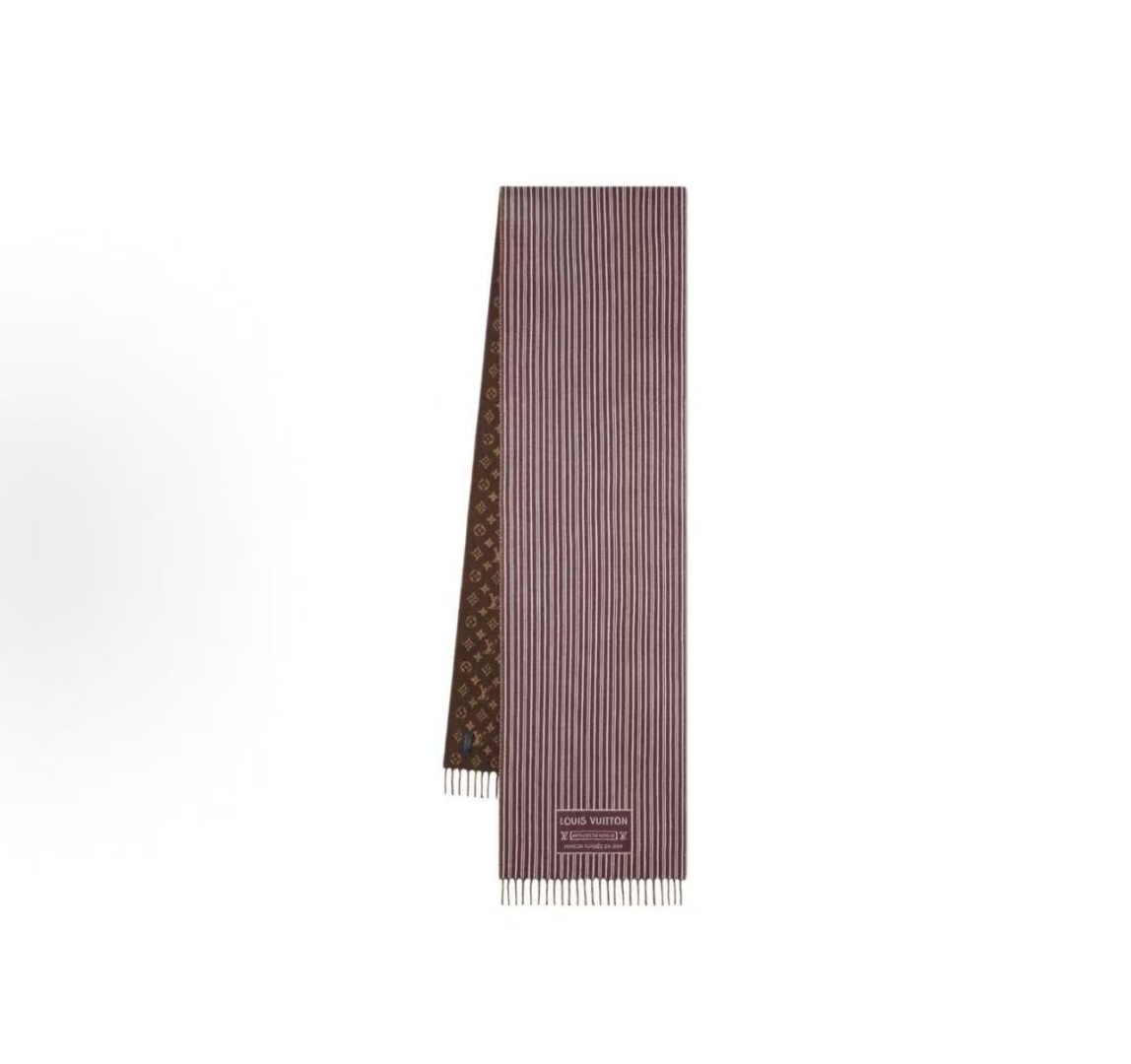 NO:663185,LOUIS VUITTON tassel trim sheep wool wool scarf same style for men and women 35X240 95 pure wool 5 goat hair high version scarf, high version scarf, louis vuitton19860909LOUIS VUITTON 流苏饰边 绵羊毛 绒线围巾 男女同款情侣款 35X240 95纯羊毛 5山羊毛高版本围巾,高版本围巾,louis vuitton,scarf