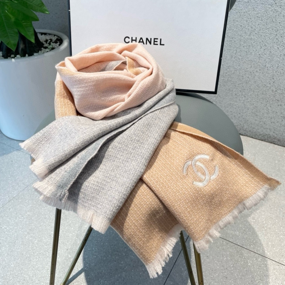 香奈儿💋新款到😍手慢🈚️抢‼️‼️👏💙顶级原单正品旷世绝美顶级高端货👼【绝对值得珍藏👍】👏香奈儿绝美百搭