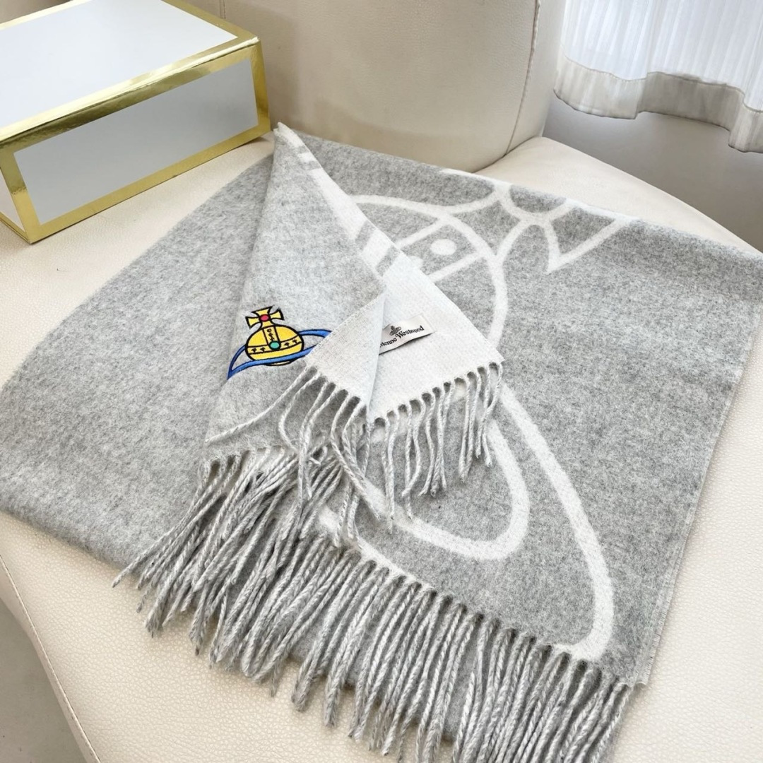 英国朋克教母“西太后Vivienne Westwood”最爱的土星❗❗从精神上，Vivenne West