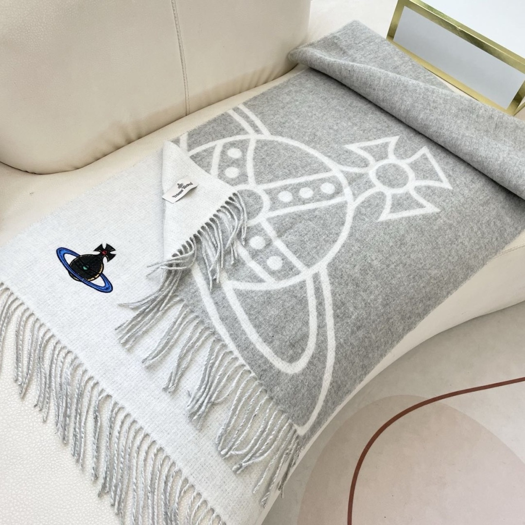 英国朋克教母“西太后Vivienne Westwood”最爱的土星❗❗从精神上，Vivenne West