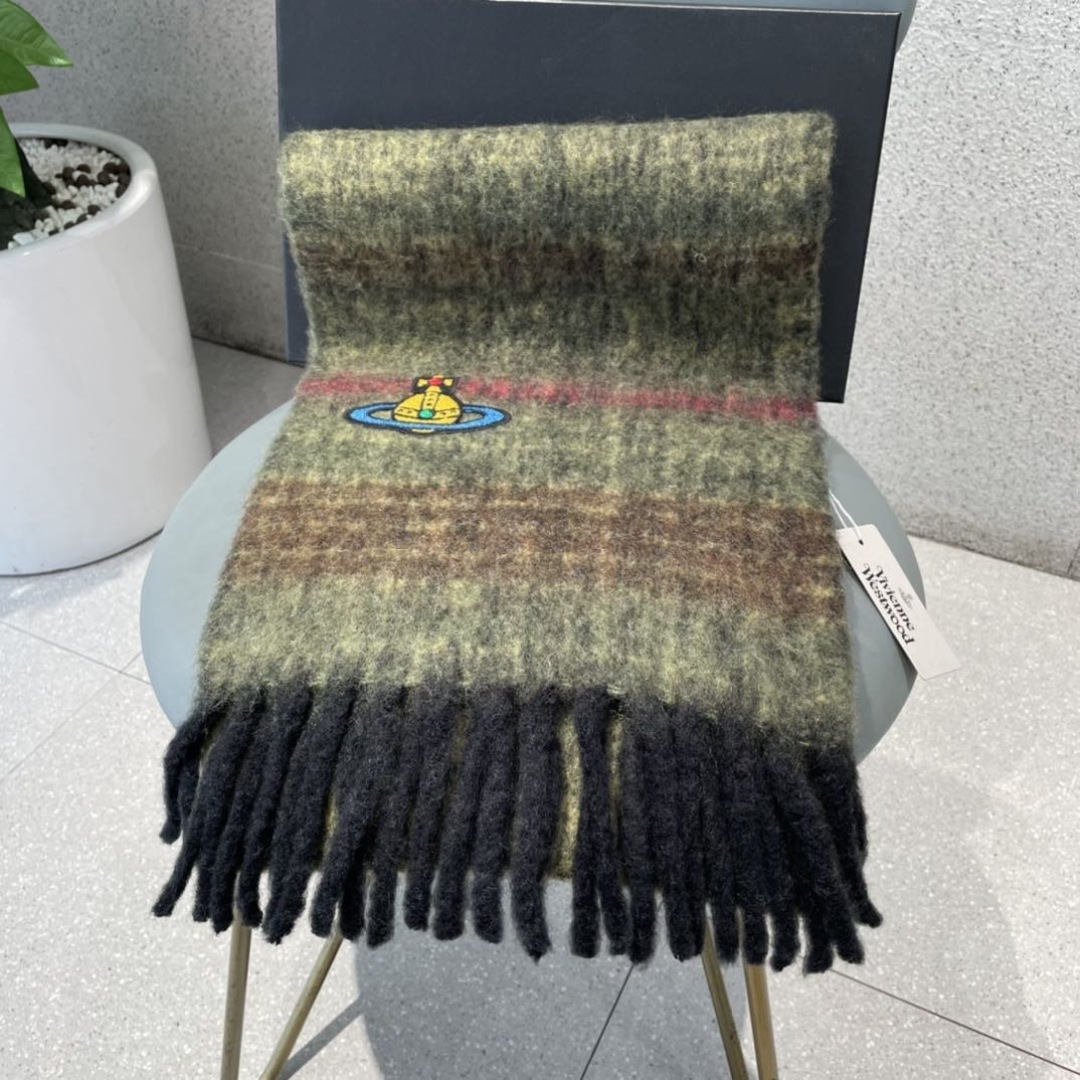 2025小红书走火爆款 𝐕𝐢𝐯𝐢𝐞𝐧𝐧𝐞 𝐖𝐞𝐬𝐭𝐰𝐨𝐨𝐝🪐✨经典大土星马海毛围巾 vivienne w