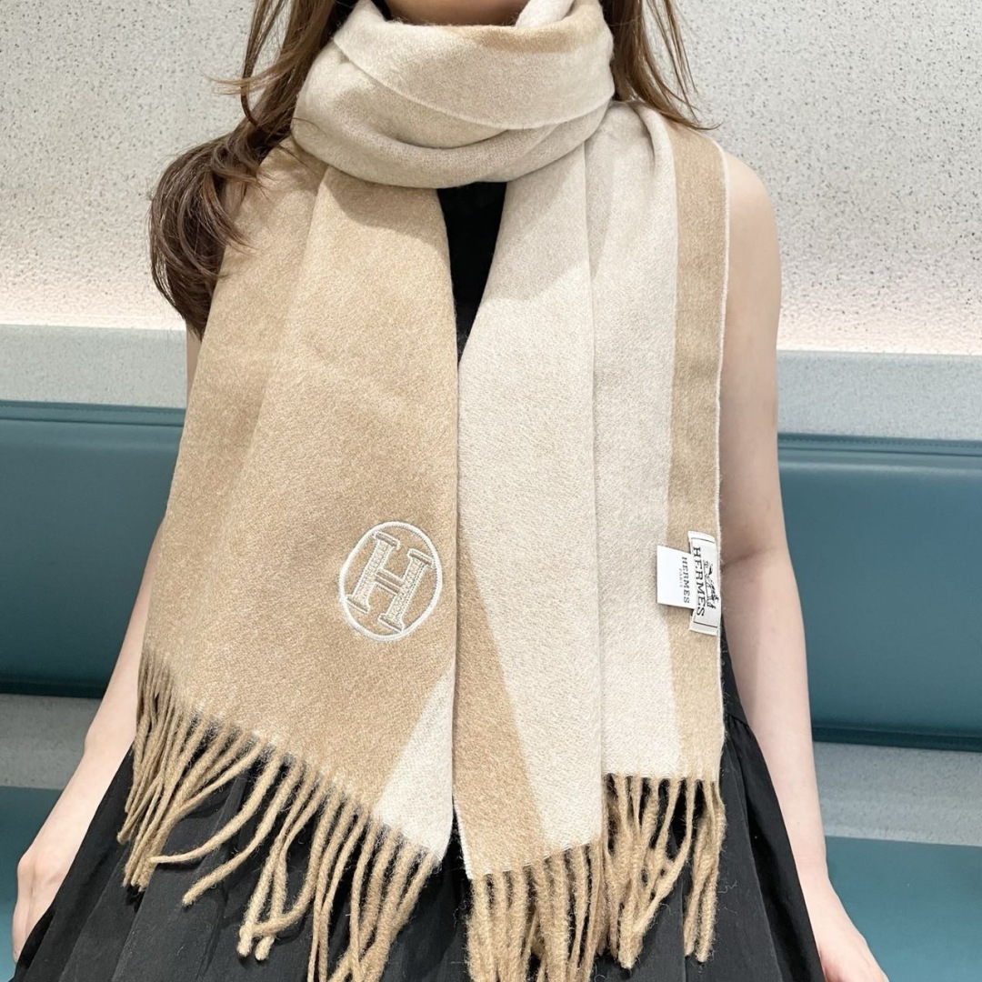 上新2025爱马仕男女款围巾且买且珍惜😍~都是出口订单所以比较难遇❤️东西讲究少而精😍好看的一定要收😎这