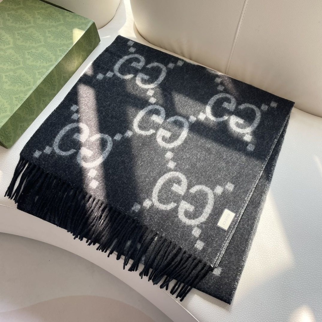 2025Gucci最新款 👍稀有品质😵😵太好看了❤️Gucci最新ZG同步款‼️图案真的超级好看啊~就喜