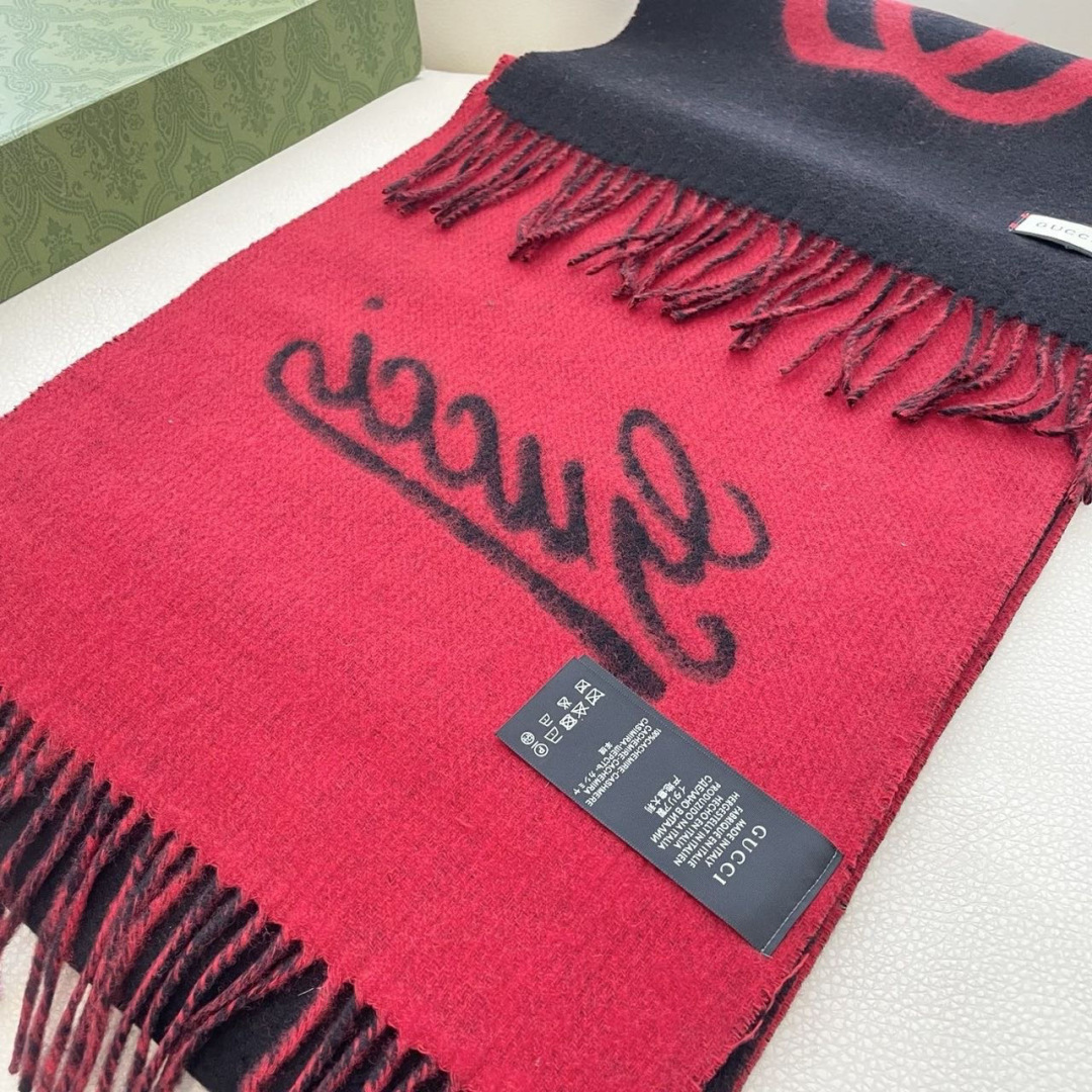 💋2025专柜最新款💨古奇火爆来袭💥🎊顶级色织工艺。此工艺只有大牌纯正代工厂才有的工艺‼️100%顶级羊