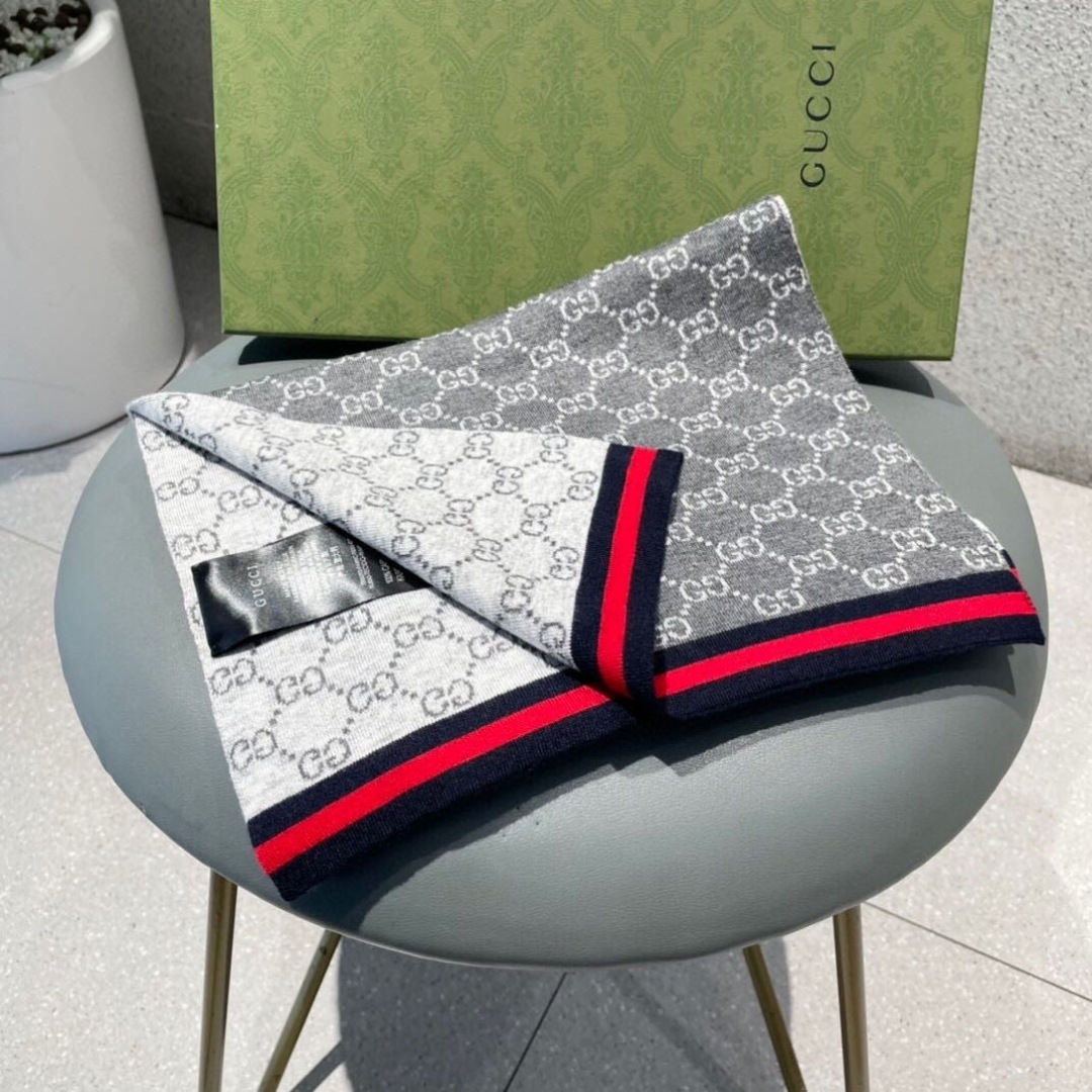 💋🌾专柜最新款💨古奇火爆来袭💥🎊顶级色织工艺。此工艺只有大牌纯正代工厂才有的工艺‼️100%顶级针织加羊