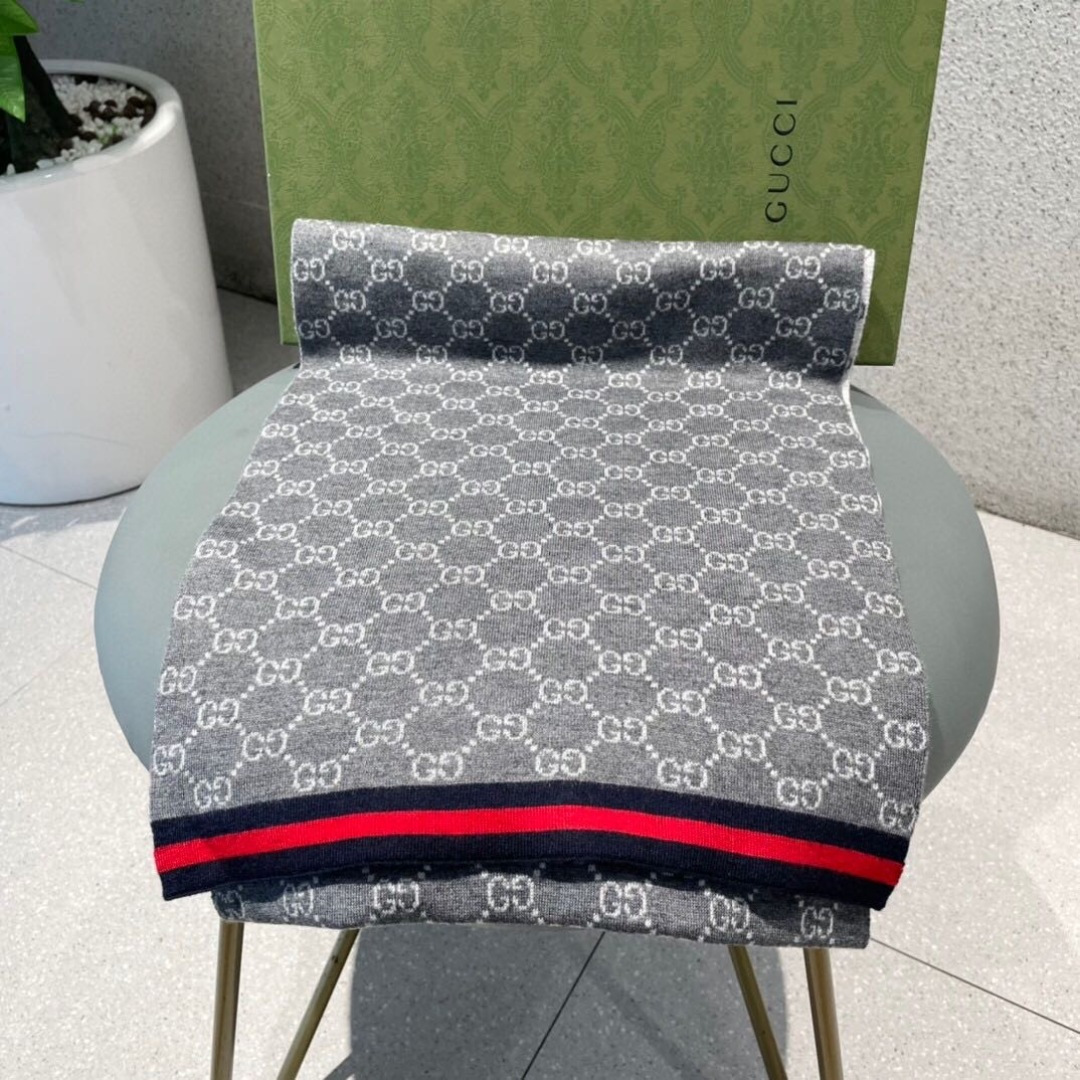 💋🌾专柜最新款💨古奇火爆来袭💥🎊顶级色织工艺。此工艺只有大牌纯正代工厂才有的工艺‼️100%顶级针织加羊