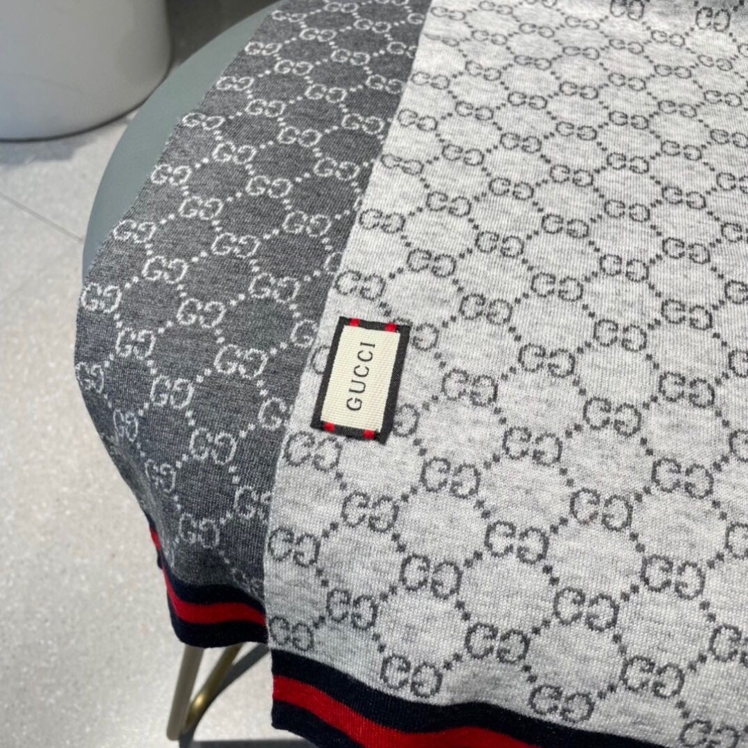 💋🌾专柜最新款💨古奇火爆来袭💥🎊顶级色织工艺。此工艺只有大牌纯正代工厂才有的工艺‼️100%顶级针织加羊