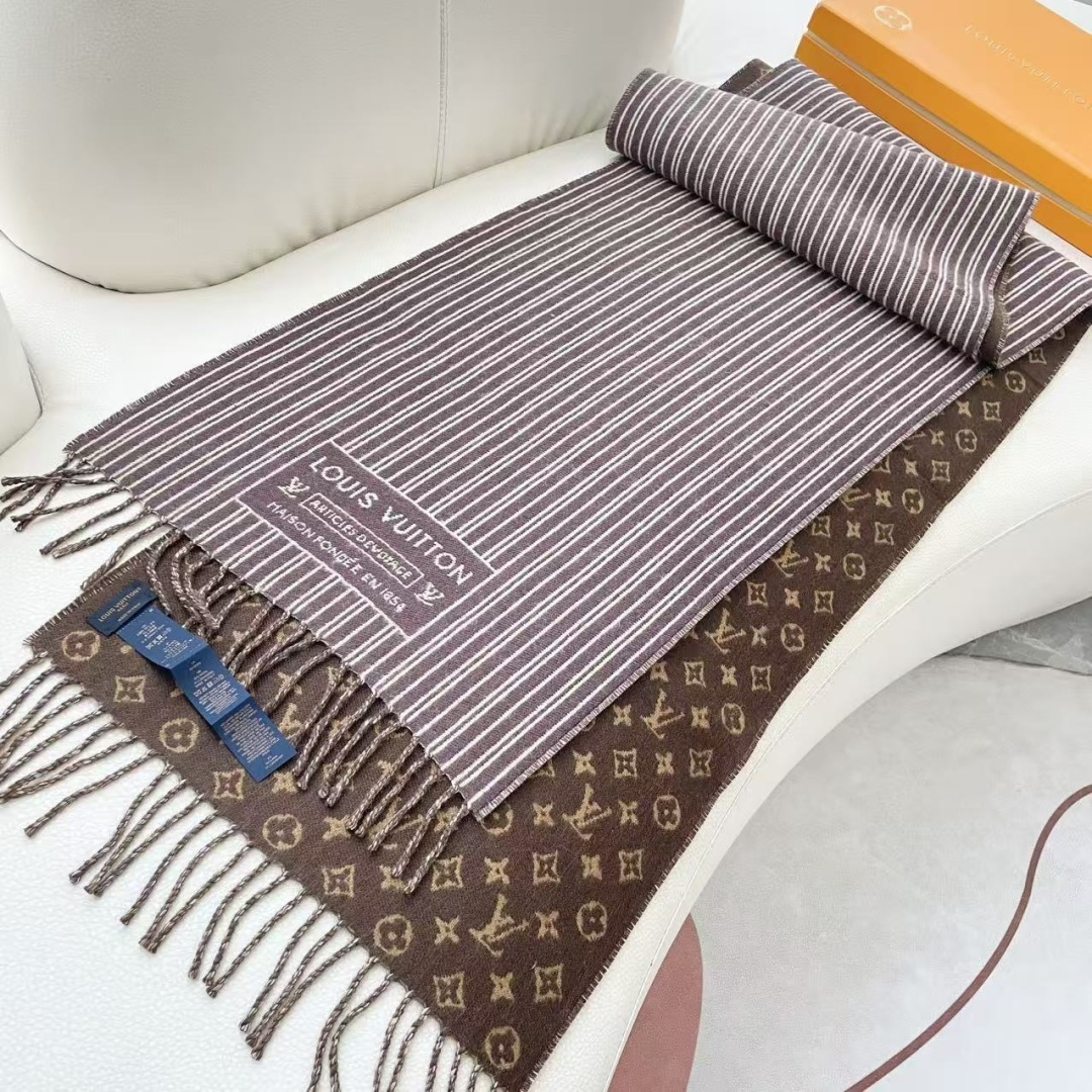 LOUIS VUITTON 流苏饰边 绵羊毛 绒线围巾 男女同款情侣款 35X240 95%纯羊毛 5%