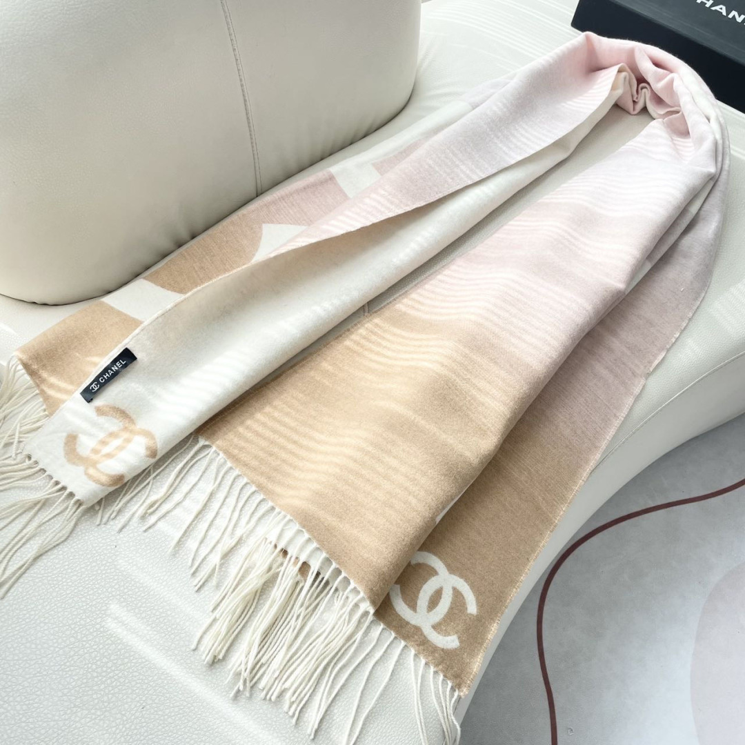 香奈儿💋新款到😍手慢🈚️抢‼️‼️👏💙顶级原单正品旷世绝美顶级高端货👼【绝对值得珍藏👍】👏香奈儿绝美百搭