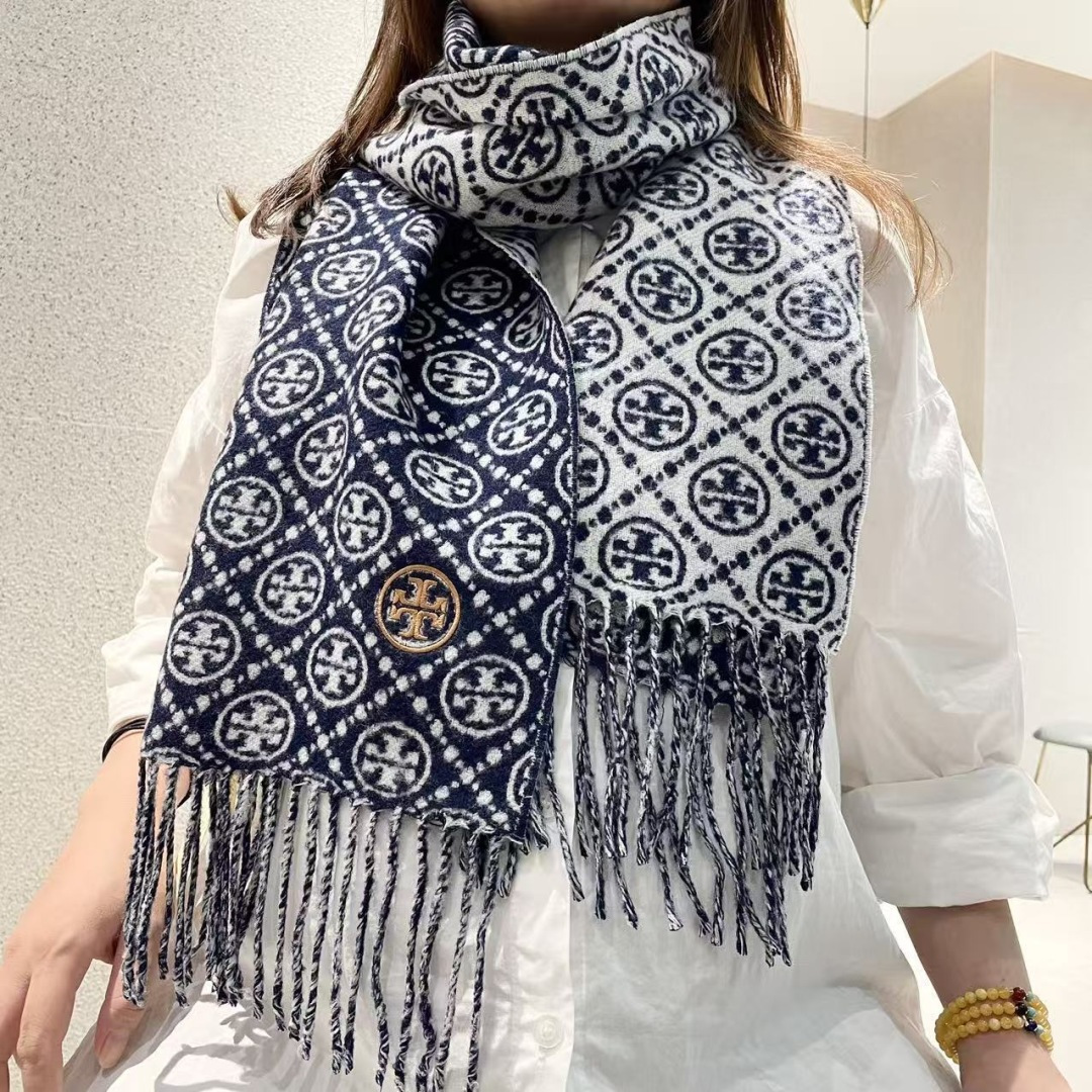 专柜同步！TORY BURCH 【托里伯奇长巾】很幸运拿到這个品牌的东西，真的不多见，很少在国內做订单，