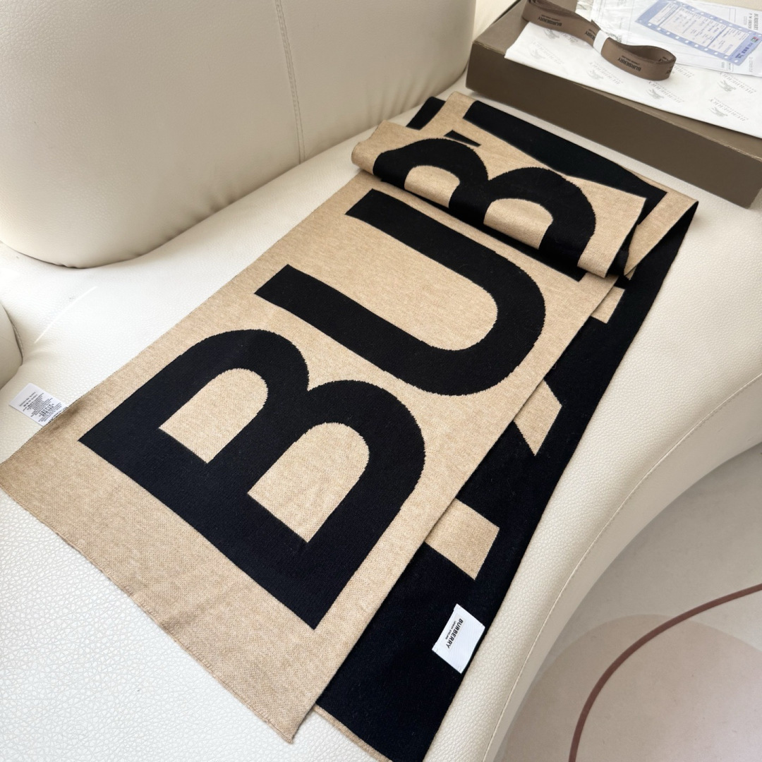 爆款上新 情侣款👍👍B家【经典战马】独家牛货🐂 奢华尽在尺寸之间，高端品质‼️具有超高羊绒品质才会被此品