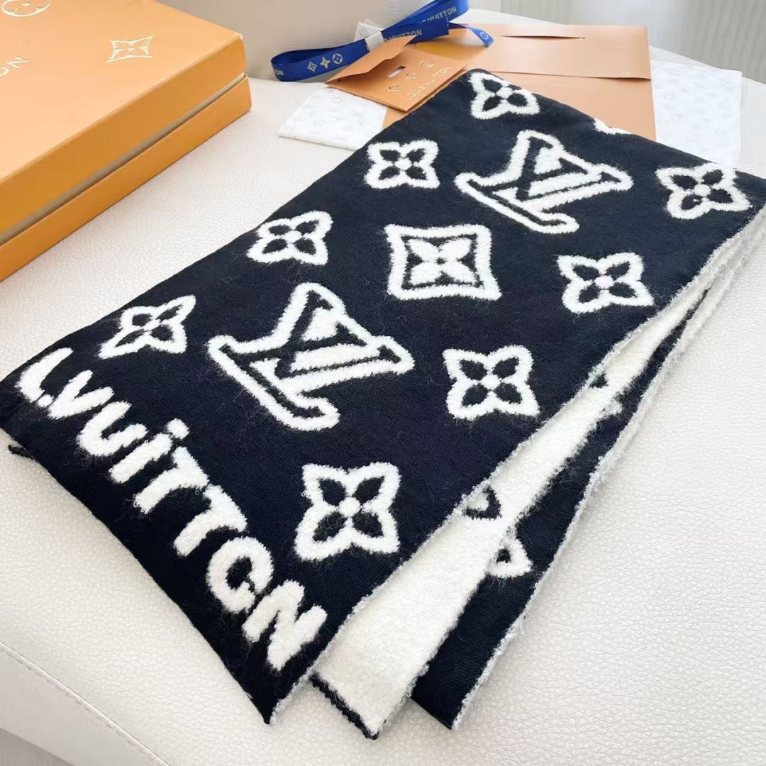 LOUIS VUITTON 徽标设计 羊毛 绒线围巾  88%羊毛 12%尼龙 180X25