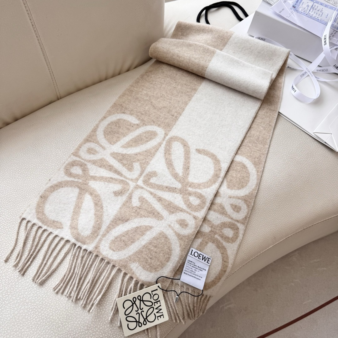 LOEWE罗意威 Anagram 新款 【26春夏系列】点缀双色提花图案流苏边缘 羊绒 绒线围巾 女男款 勃艮第红/红褐