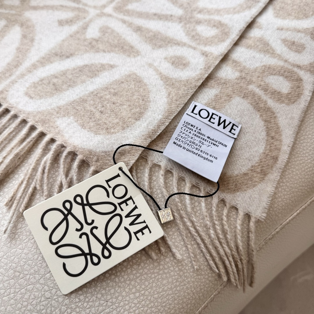 LOEWE罗意威 Anagram 新款 【26春夏系列】点缀双色提花图案流苏边缘 羊绒 绒线围巾 女男款 勃艮第红/红褐