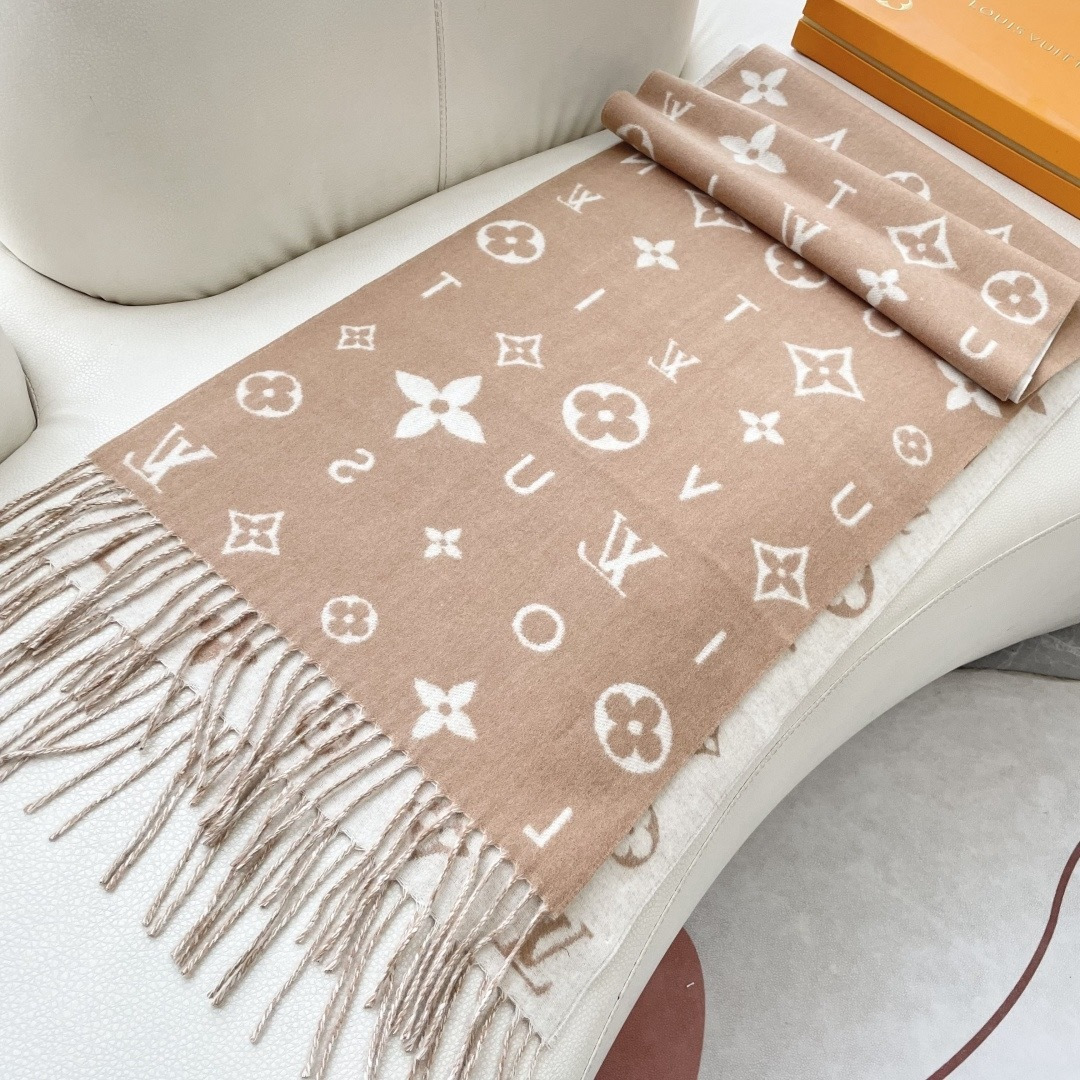 LOUIS VUITTON 标注 Monogram 花卉和 LV 字母40X240山羊绒 绒线围巾 男女同款情侣款 
