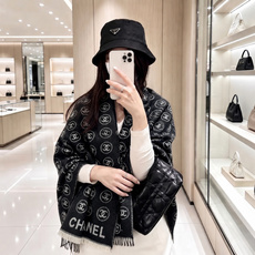 香奈儿💋新款到😍手慢🈚️抢‼️‼️👏💙顶级原单正品旷世绝美顶级高端货👼【绝对值得珍藏👍】👏香奈儿绝美百搭款💋专柜限量哦‼ 香奈儿💋新款到😍手慢🈚️抢‼️‼️👏💙顶级原单正品旷世绝美顶级高端货👼【绝对值得珍藏👍】👏香奈儿绝美百搭款💋专柜限量哦‼