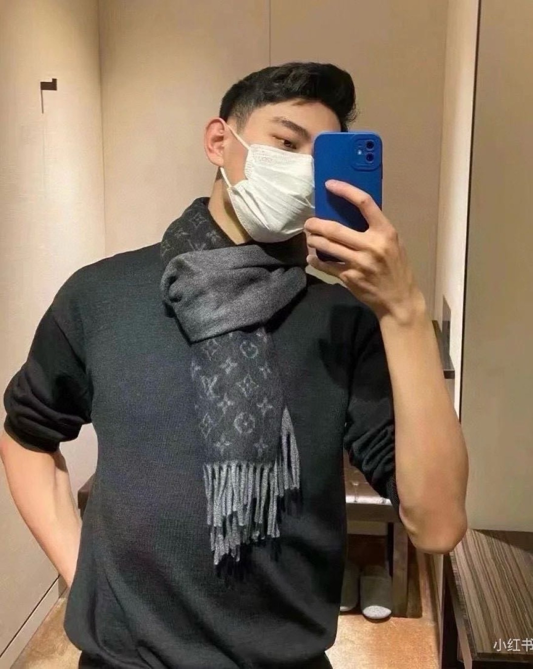 ✨高版本，来了，超级中意非常稳👍▪️我们的男款围巾且买且珍惜~~男款真的很少，一年也就出几款，都是出口订单所以比较难遇。