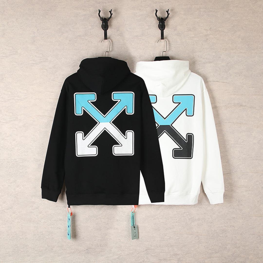 Off-White King of Tide: Black and White Coat with Unique Design and Comfort. - 图片 2