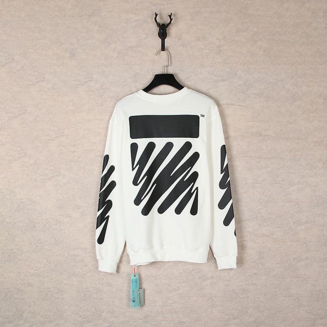 Off-white Coat with Unique Geometric Print and Street Art Vibes - 图片 4
