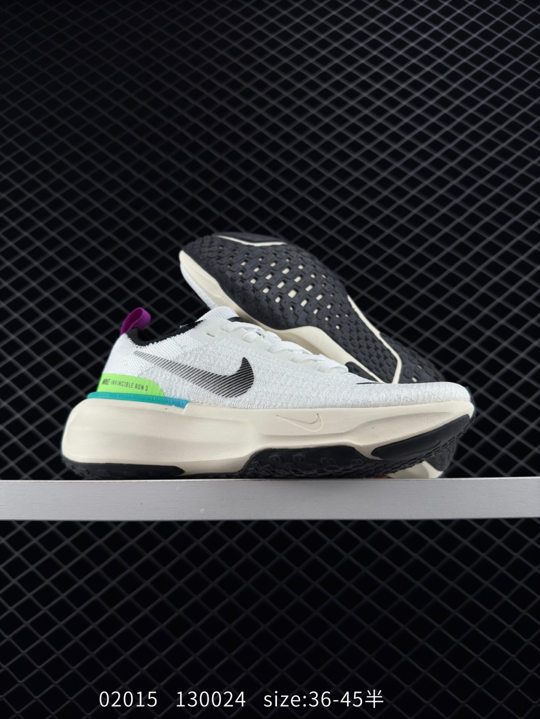 💰 120 Nike Zoomx Invincible Run FK 3休闲运动慢跑鞋
采用外露式Flyknit飞织面料鞋面材质 搭载ZoomX轻盈泡棉缓震科技中底
货号:DR2660-100
尺码:36 36.5 37.5 38 38.5 39 40 40.5 41 42 42.5 43 44 45
编码：130024