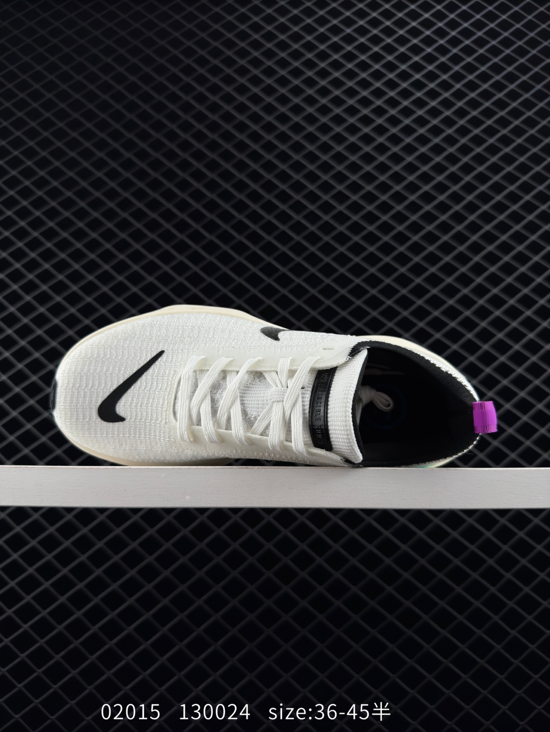 💰 120 Nike Zoomx Invincible Run FK 3休闲运动慢跑鞋
采用外露式Flyknit飞织面料鞋面材质 搭载ZoomX轻盈泡棉缓震科技中底
货号:DR2660-100
尺码:36 36.5 37.5 38 38.5 39 40 40.5 41 42 42.5 43 44 45
编码：130024
