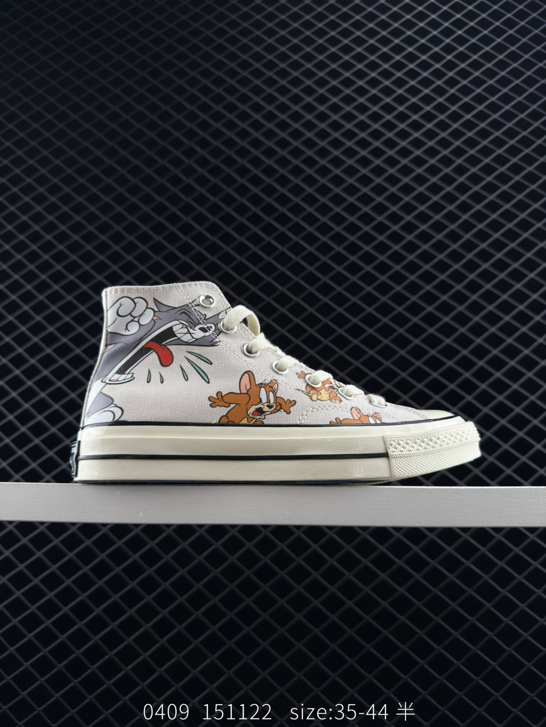 💰230
Converse 1970s 猫和老鼠 匡威高帮休闲板鞋 A15110C
尺码：35 36 36.5 37 37.5 38 39 39.5 40 41 41.5 42 42.5 43 44 
编码:151122