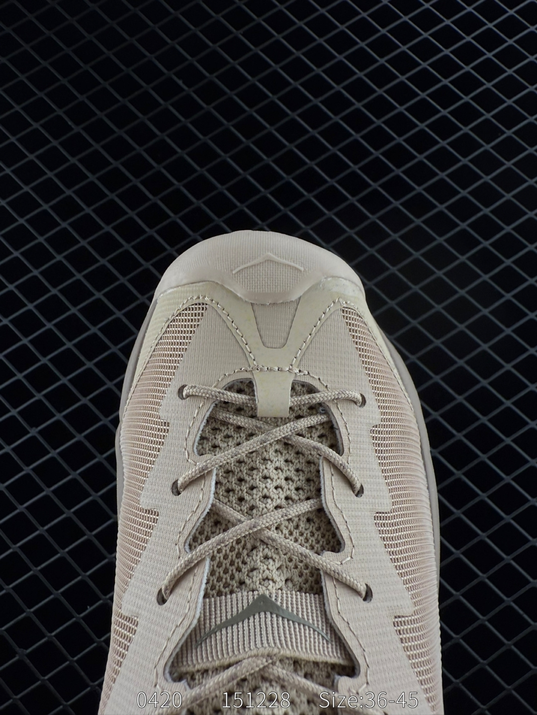 💰200 Hoka W Hopara 霍帕拉系列水路两用溯溪涉水休闲户外露营凉鞋
尺码：36 36.5 37.5 38 39 40 40.5 41 42 42.5 43 44 45
编码151228
