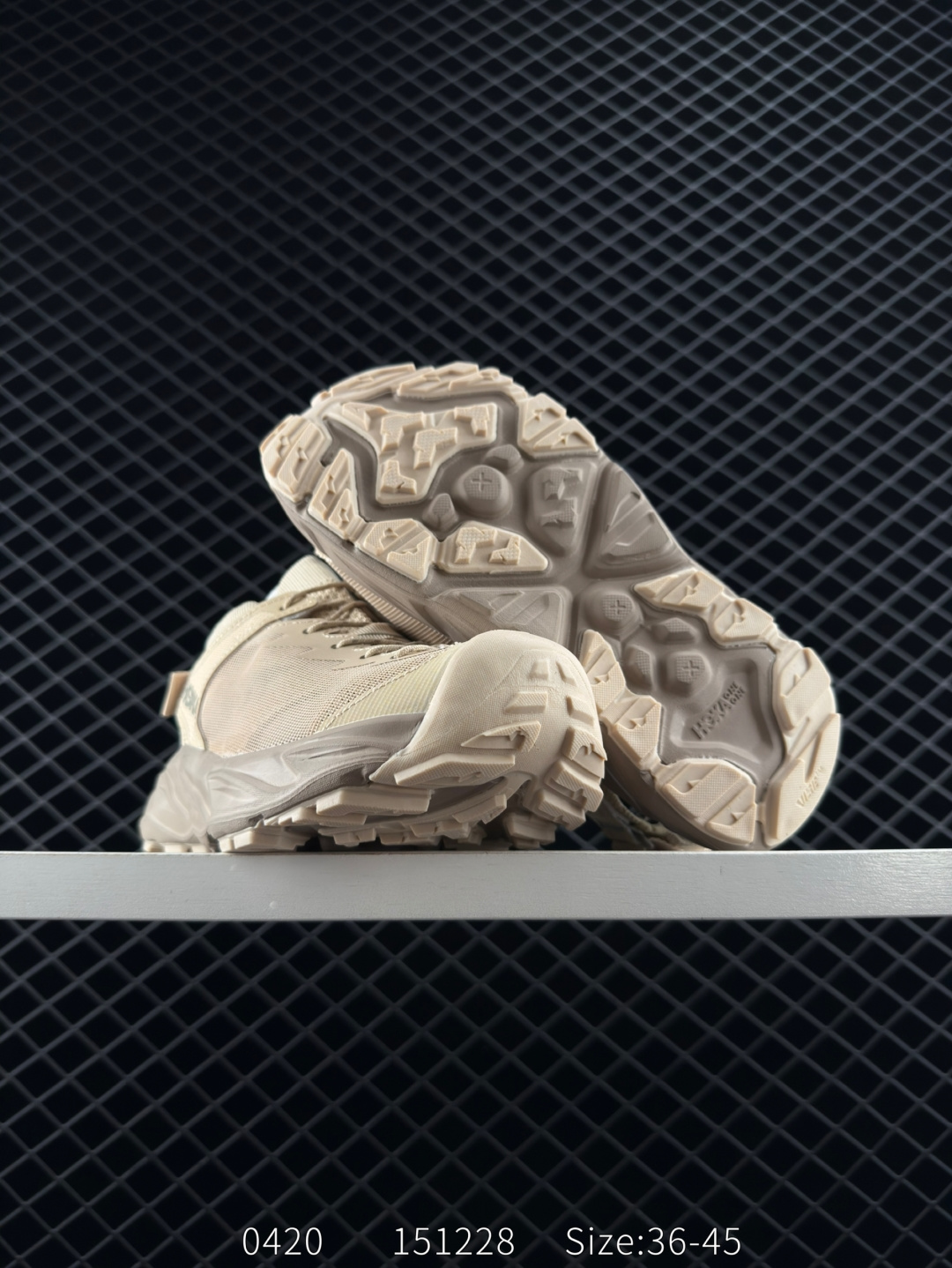 💰200 Hoka W Hopara 霍帕拉系列水路两用溯溪涉水休闲户外露营凉鞋
尺码：36 36.5 37.5 38 39 40 40.5 41 42 42.5 43 44 45
编码151228
