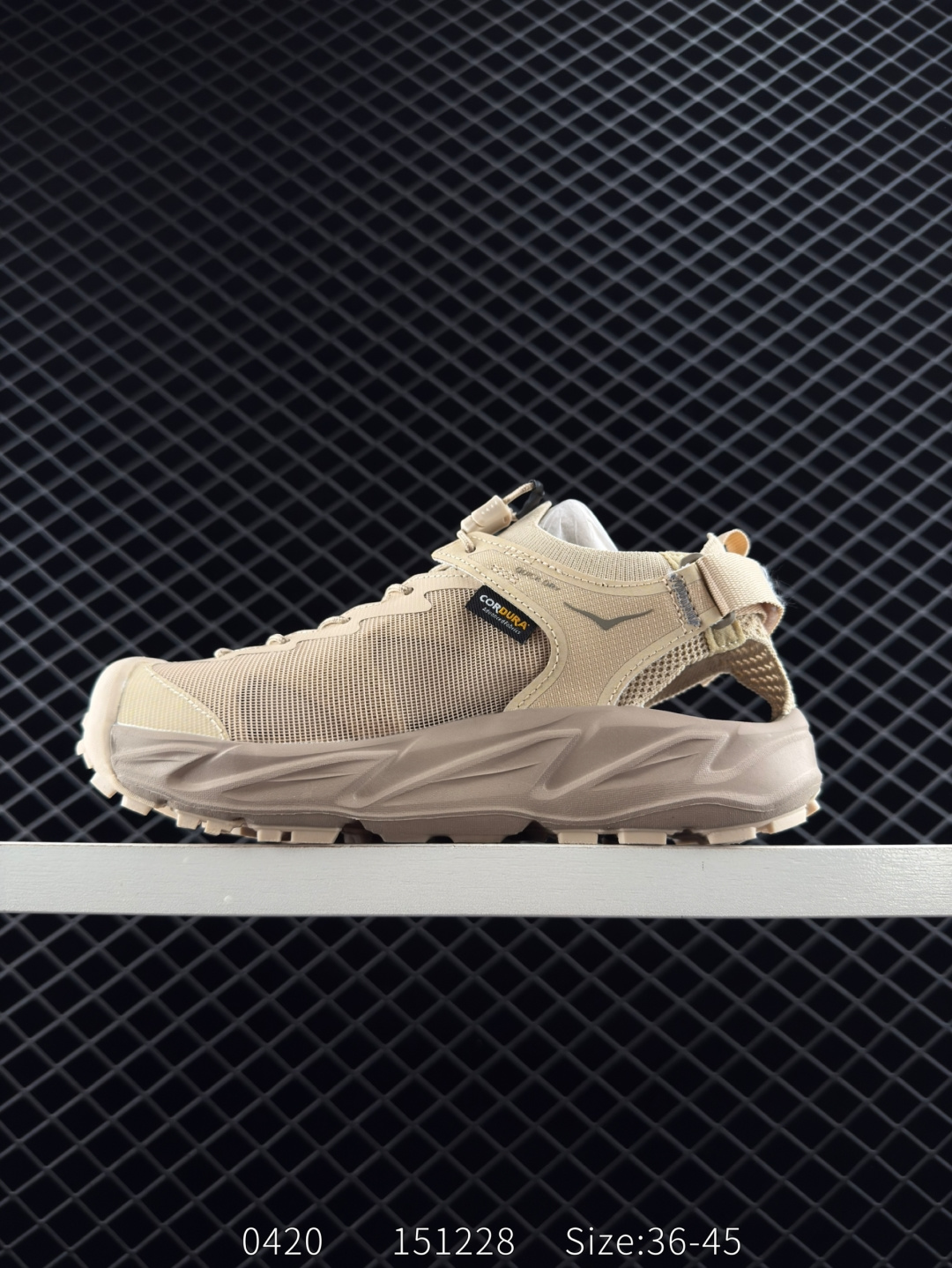 💰200 Hoka W Hopara 霍帕拉系列水路两用溯溪涉水休闲户外露营凉鞋
尺码：36 36.5 37.5 38 39 40 40.5 41 42 42.5 43 44 45
编码151228
