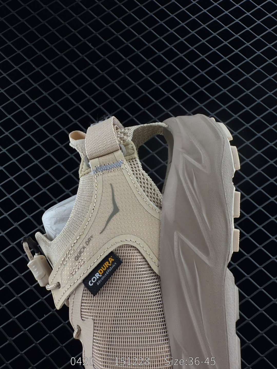 💰200 Hoka W Hopara 霍帕拉系列水路两用溯溪涉水休闲户外露营凉鞋
尺码：36 36.5 37.5 38 39 40 40.5 41 42 42.5 43 44 45
编码151228
