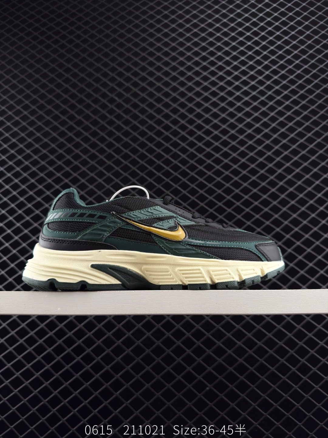 🈴💰165
✅Nike WMNS NIKE INITIAOR 复古单品
专为实现舒适畅跑而打造，Nike lnitiator跑步鞋采用透气鞋面，巧搭轻量中底，提供轻盈减震防护效果动态支撑减震防滑耐磨透气 低帮 休闲跑步鞋
货号：IB4339 002
尺码：36 36.5 37.5 38 38.5 39 40 40.5
Size：36-40带半码
编码：211021