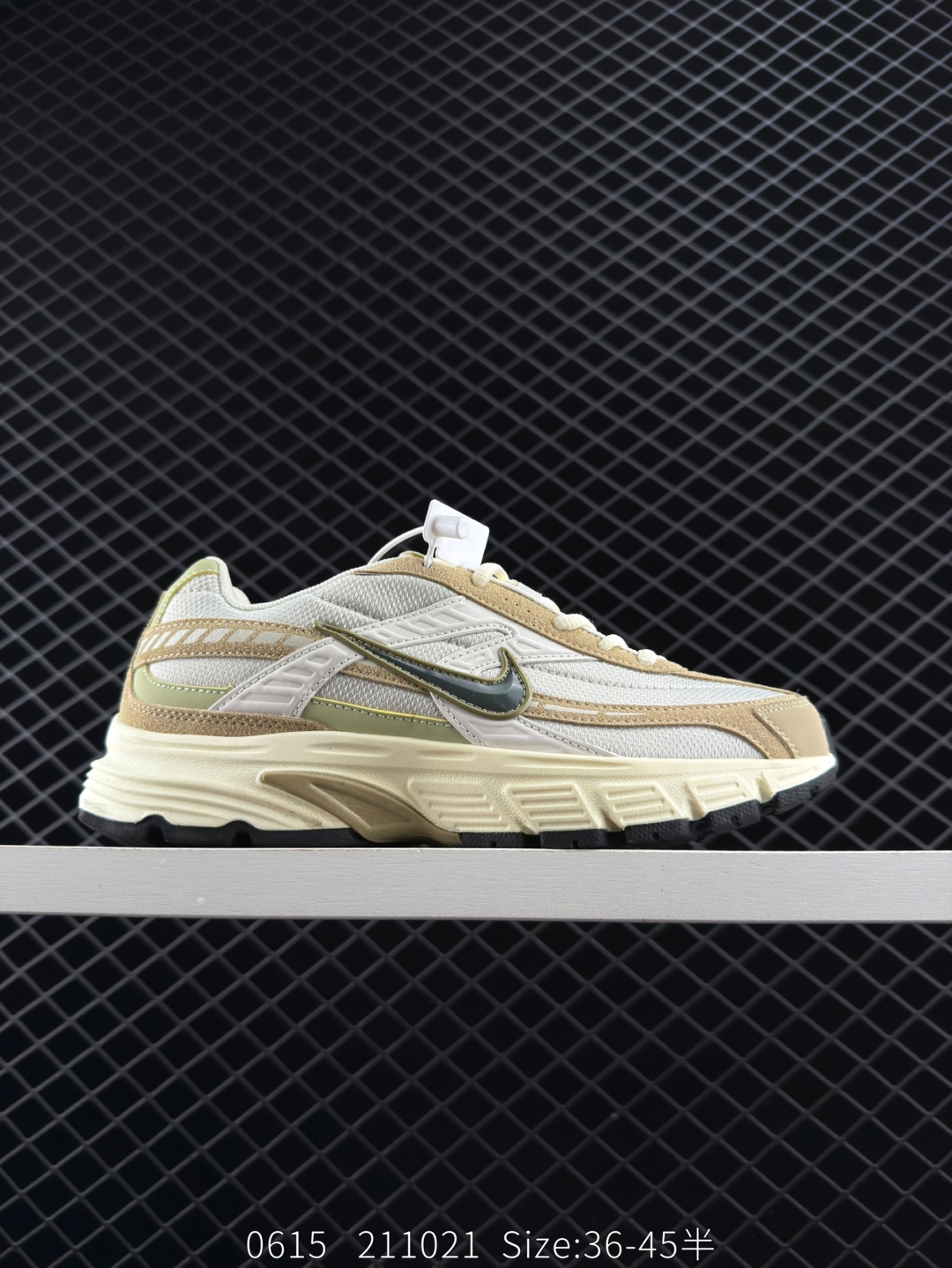 🈴💰165
✅Nike WMNS NIKE INITIAOR 复古单品
专为实现舒适畅跑而打造，Nike lnitiator跑步鞋采用透气鞋面，巧搭轻量中底，提供轻盈减震防护效果动态支撑减震防滑耐磨透气 低帮 休闲跑步鞋
货号：IB4339 002
尺码：36 36.5 37.5 38 38.5 39 40 40.5
Size：36-40带半码
编码：211021