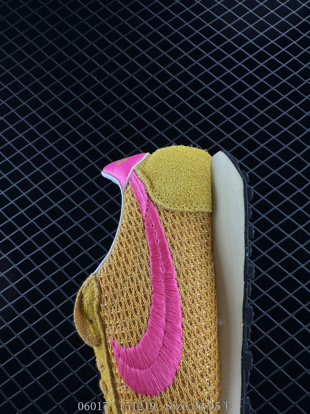 💰195
Nike Roshe Run LD-1000 绿黑 米蓝色 低帮 休闲 跑步鞋 FQ5369
尺码：见图
编码：151219