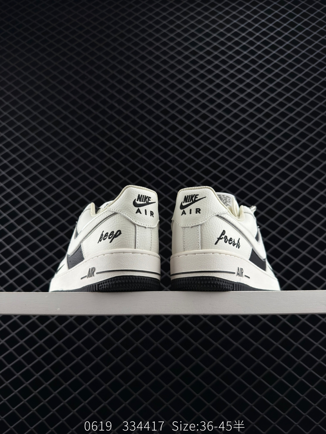 💰145
耐克Nike Air Force 1 Low  空军一号低帮百搭休闲运动板鞋。柔软、弹性十足的缓震性能和出色的中底设计，横跨复古与现代的外型结合，造就出风靡全球三十多年的Force 1。
货号：BM1996 033
尺码：36 36.5 37.5 38 38.5 39 40 40.5 41 42 42.5 43 44 45 
编码：334417