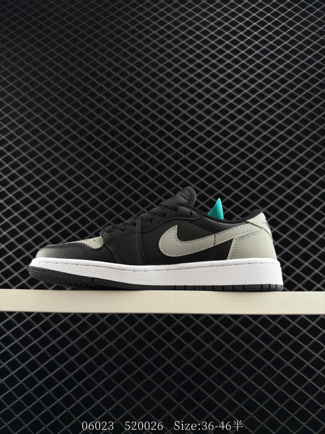💰190
Nike Air Jordan 1 Low
AJ1乔1低帮休闲板鞋 同步官方配色 
官方货号：CZ0790-003
Size：36-46带半码
编码：520026