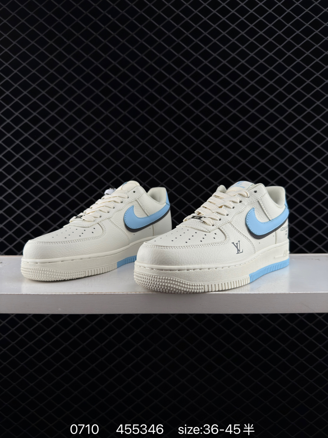 💰290
NK Air Force 1´07 Low 空军一号低帮百搭休闲运动板鞋 CS5288-027 柔软、弹性十足的缓震性能和出色的中底设计 横跨复古与现代的外型结合 造就出风靡全球 三十多年的Force 1 直到今天还深受青睐 实拍调校N版已经零色差零失真 百分百还原实物色彩所见即所得 不存在货不对板色差等低级问题 选购参考实物拍摄 不混卖不参货 只用心做好货严格选品 承诺混一赔十 SIZE:36 36.5 37.5 38 38.5 39 40 40.5 41 42 42.5 43 44 44.5 45
编码:455346