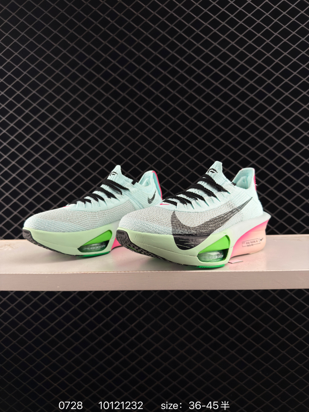💰270
✅Nike Air Zoom Alphafly NEXT% 3 马拉松跑鞋
2024全新马拉松超级跑鞋 有史以来最轻盈、测试次数最多的NK Alphafly 经过精英马拉松运动员的测试验证 并搭载Air Zoom气垫 旨在助力跑者实现突破 取得更佳的成绩 在开发过程中 Alphafly 3帮助耐克运动员凯尔文·基普图姆(Kelvin Kiptum)以2:00:35的成绩刷新了马拉松世界纪录 Alphafly的动力设计没有改变——Air Zoom气垫单元、Flyplate碳纤维板和ZoomX泡绵 但是整体系统的制作方法略有调整 优化和提升了对运动员的帮助 主要更新包括一体式鞋底 提供顺畅稳定的“后跟到脚趾”过渡;更宽的全长Flyplate碳纤维板提供稳定助推力 全新Fast Shot外底保证出色牵引力和抓地力 全新Atomknit 3.0鞋面提供更强的控制力、透气性和中足支撑力
货号:FD8315 400
尺码:36 36.5 37.5 38 38.5 39 40 40.5 41 42 42.5 43 44 44.5 45
编码:10121232