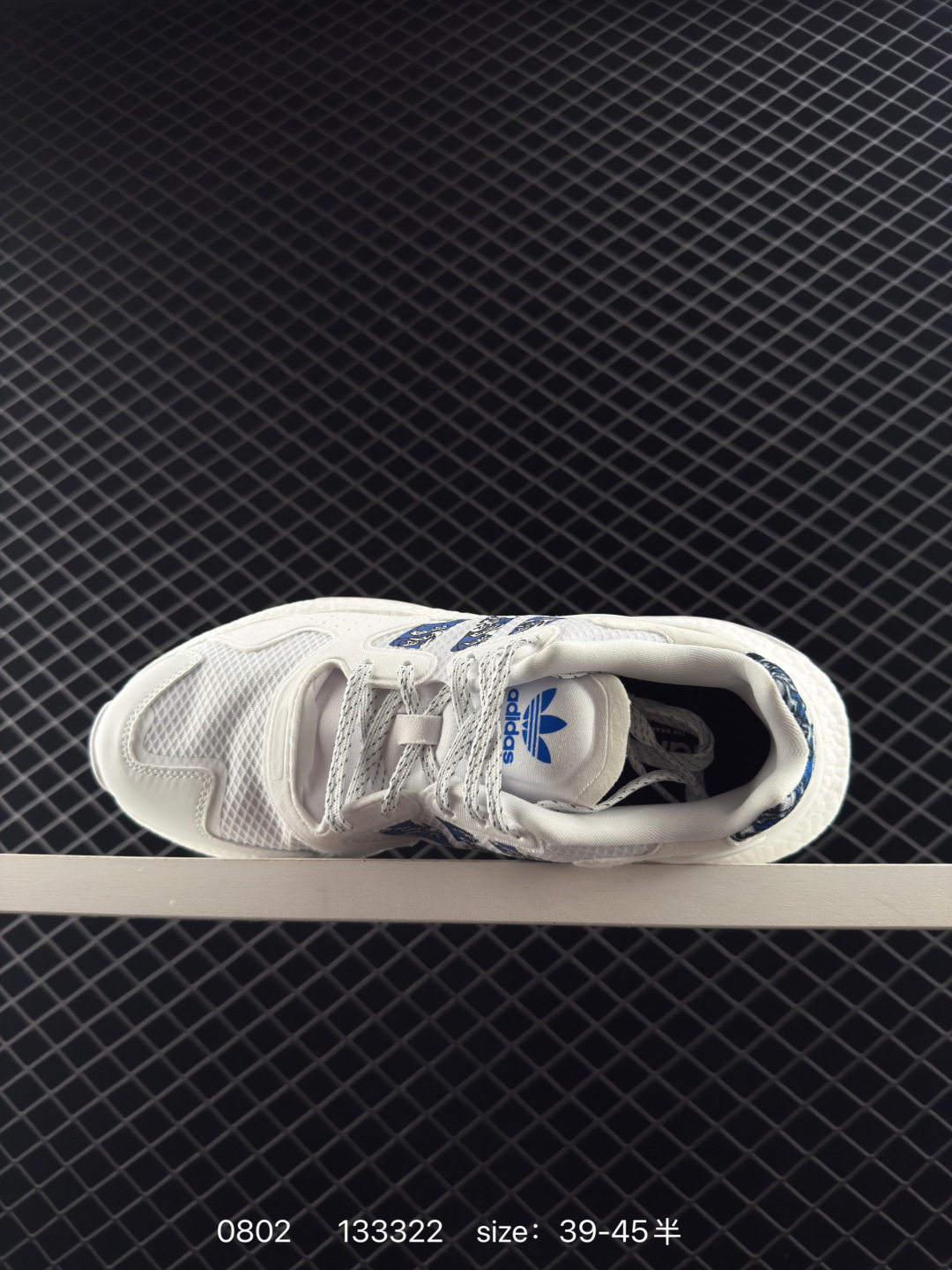💰210
adidas originals ZX 2K Boost 网布织物 运动舒适 减震防滑 低帮 生活休闲鞋 男女同款 白黑
编码：133322
尺码：39-45半
货号：FY6167
