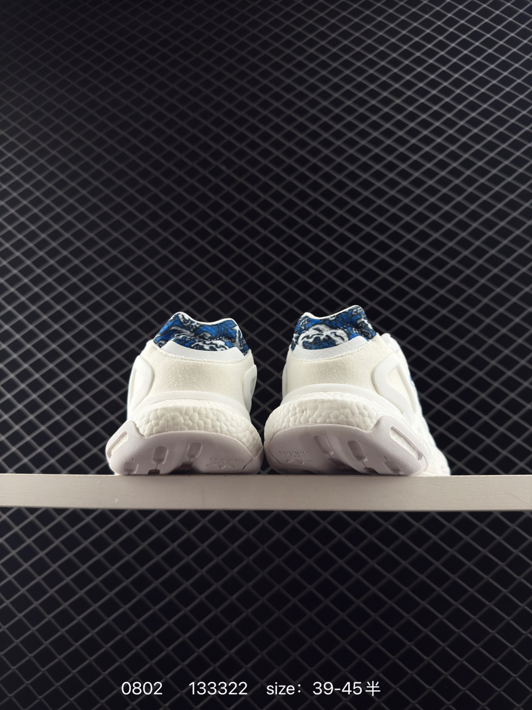 💰210
adidas originals ZX 2K Boost 网布织物 运动舒适 减震防滑 低帮 生活休闲鞋 男女同款 白黑
编码：133322
尺码：39-45半
货号：FY6167