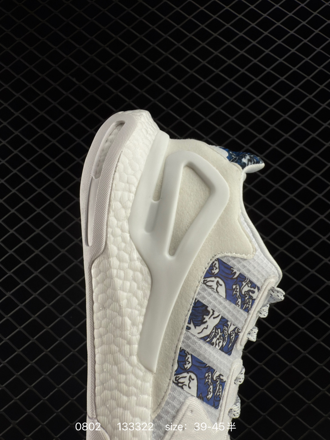 💰210
adidas originals ZX 2K Boost 网布织物 运动舒适 减震防滑 低帮 生活休闲鞋 男女同款 白黑
编码：133322
尺码：39-45半
货号：FY6167