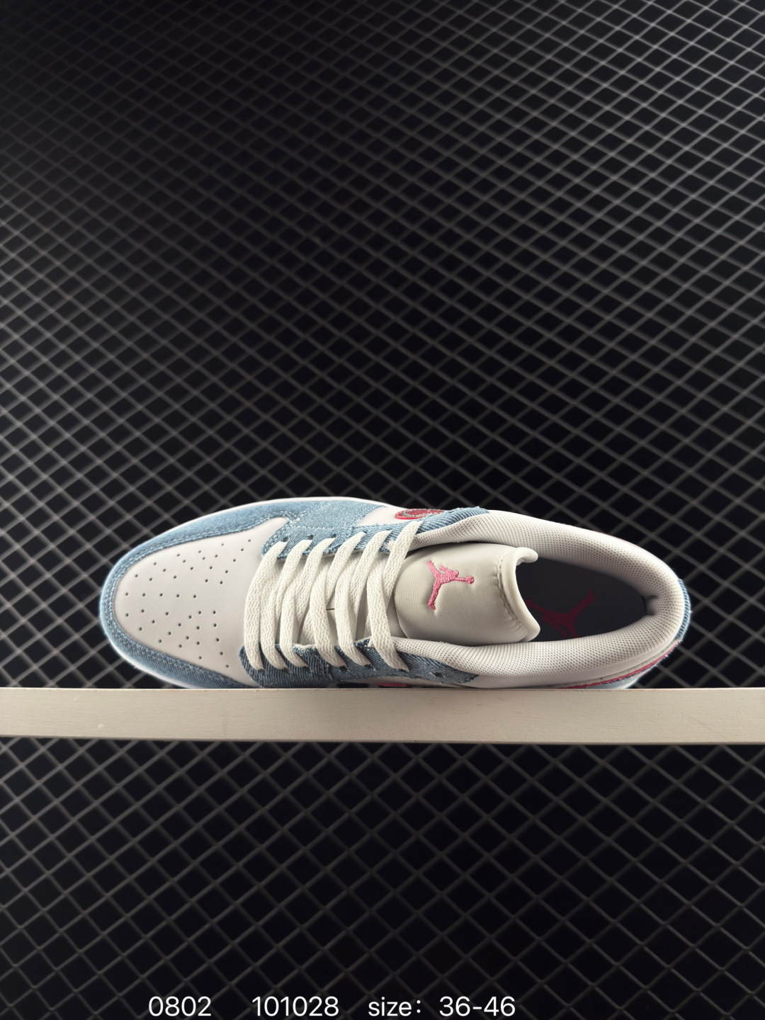 💰240
✅Nike Air Jordan 1 Low
AJ1乔1低帮休闲板鞋 同步官方配色 
官方货号:HQ2001 400
尺码:36 36.5 37.5 38 38.5 39 40 40.5 41 42 42.5 43 44 45 46
编码：101028
 Size:36～46半