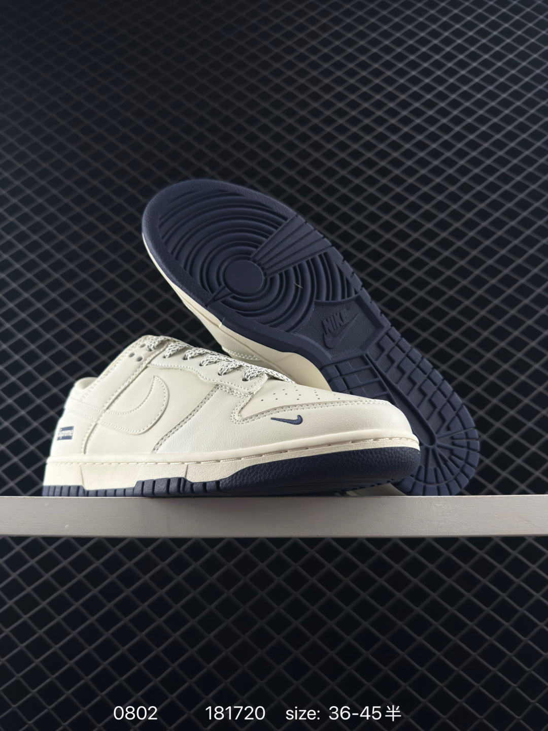 🈴💰198
特价福利🔥NIKE DUNK SB LOW 定制dunk
定制Dunk SB顾名思义,具有经典的Dunk血缘,又注入了更多的时尚元素。相较于普通的Dunk滑板鞋,改良版的Dunk SB加厚了鞋舌的填充,使舒适性大大提升,同时也更方便穿脱;中底部分则加入了脚感柔软舒适Zoom Air气垫,有效吸收滑板等极限运动在落地时带来的冲击力,为街头运动者们提供更好的保护
货号:XX8888 002
尺码:36 36.5 37.5 38 38.5 39 40 40.5 41 42 42.5 43 44 44.5 45
编码:181720
Size:36~45半