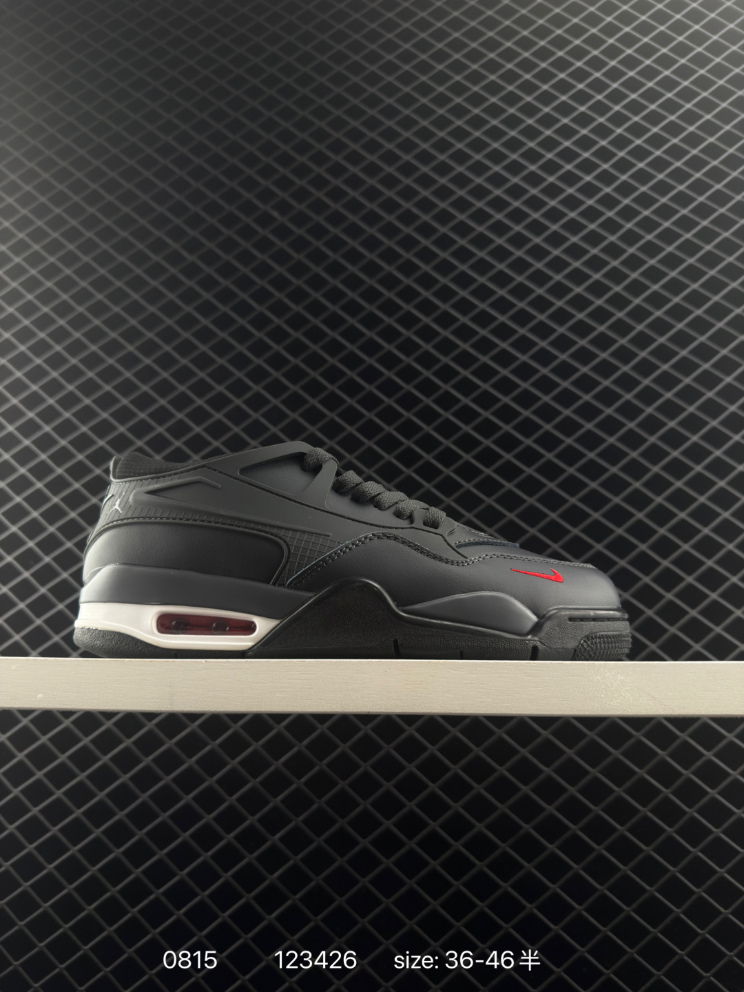 💰130
乔丹Jordan Air Jordan 4 RM 防滑 低帮 复古篮球鞋 此款鞋采用近几年比较流行的版型设计，外观时尚大气。鞋底采用耐磨的材质，穿上它，让您感觉到舒适的体验
尺码： 36 36.5 37.5 38 38.5 39 40 40.5 41 42 42.5 43 44 45 46 
货号：HF4334-004 
编码：123426