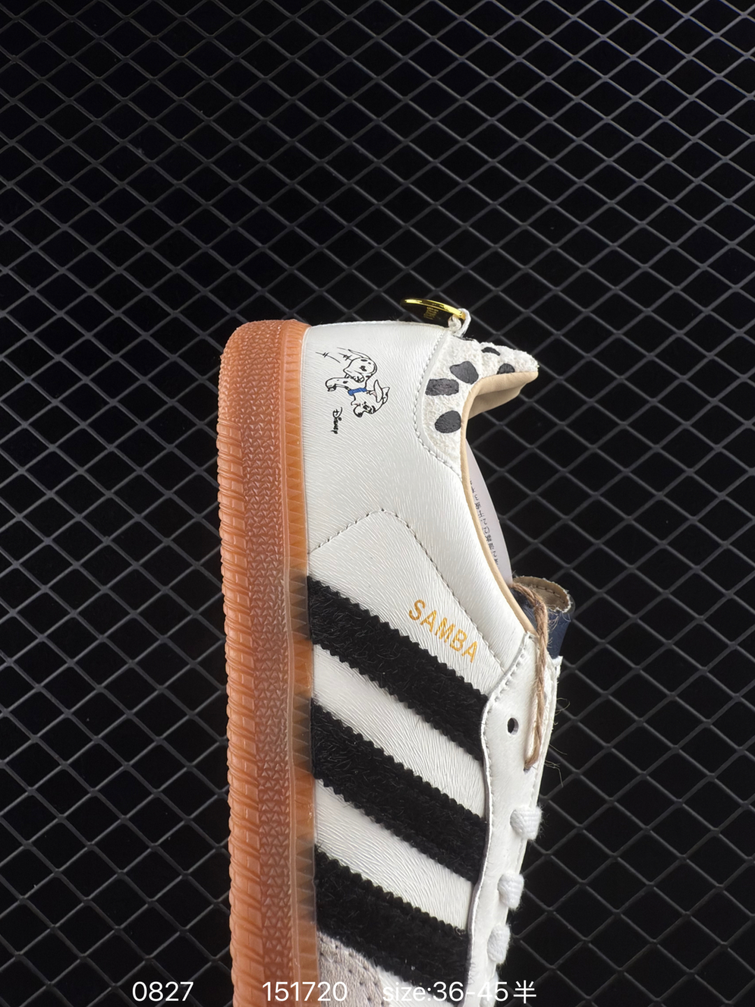 💰198
Adidas Originals Samba OG 桑巴舞系列 阿迪达斯 三叶草 绅士德训足球风百搭低帮休闲运动板鞋
货号:JR8830
尺码:36～45半
ID:151720