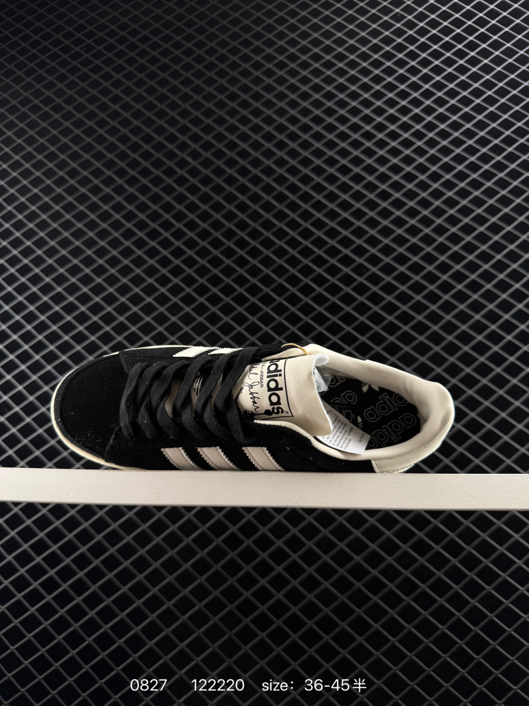 💰198
阿迪达斯ATMOS x ADIDAS JABBAR LO ATMOS 低帮复古休闲板鞋
尺码： 36 36⅔ 37⅓ 38 38⅔ 39⅓ 40 40⅔ 41⅓ 42 42⅔ 43⅓ 44 45 
货号：IH2233
编码：122220