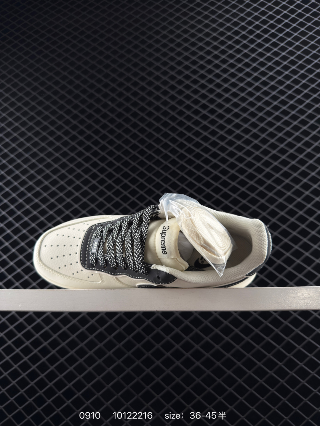 🛒购物价：168💰[店长鲸选配套包装齐全.莆田本地档口]NIKE AIR FORCE 1‘07 LV8
原楦头原纸板 打造纯正低帮空军版型
专注外贸渠道 全掌内置蜂窝气垫 
原盒配件 原厂中底钢印、拉帮完美 
货号:BB7577-219
Size:36 36.5 37.5 38 38.5 39 40 40.5 41 42 42.5 43 44 45
ID:10122216