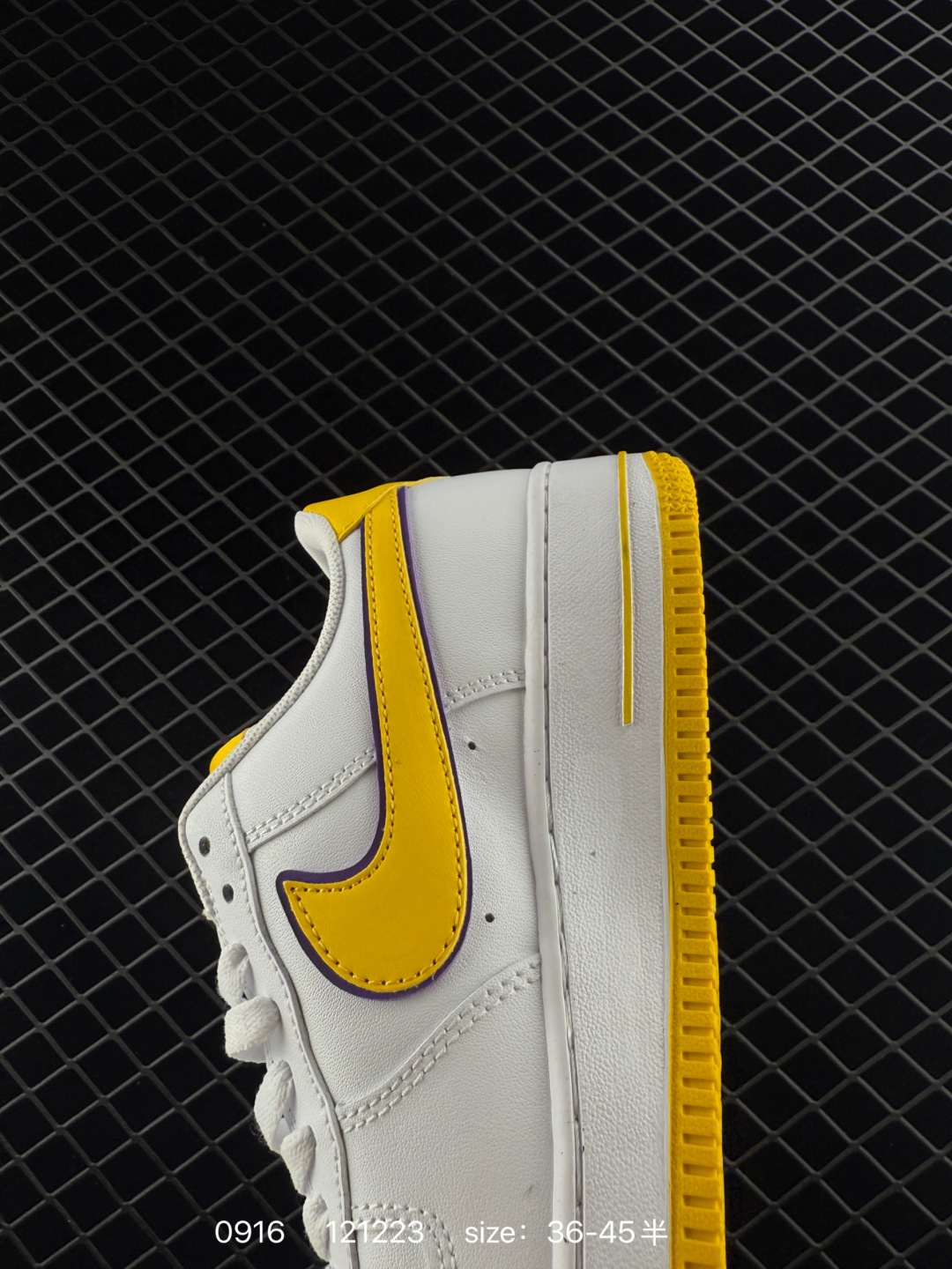 💰215
✅ NIke Air Force 1 ‘07 空军一号低帮休闲板鞋 进口牛筋布 原楦头原纸板 纯正空军版型 定制鞋盒 全掌内置全掌气垫 原厂中底钢印 拉帮完美  货号：315122-661 SIZE：36 36.5 37.5 38 38.5 39 40 40.5 41 42 42.5 43 44 44.5 45 
编码：121223