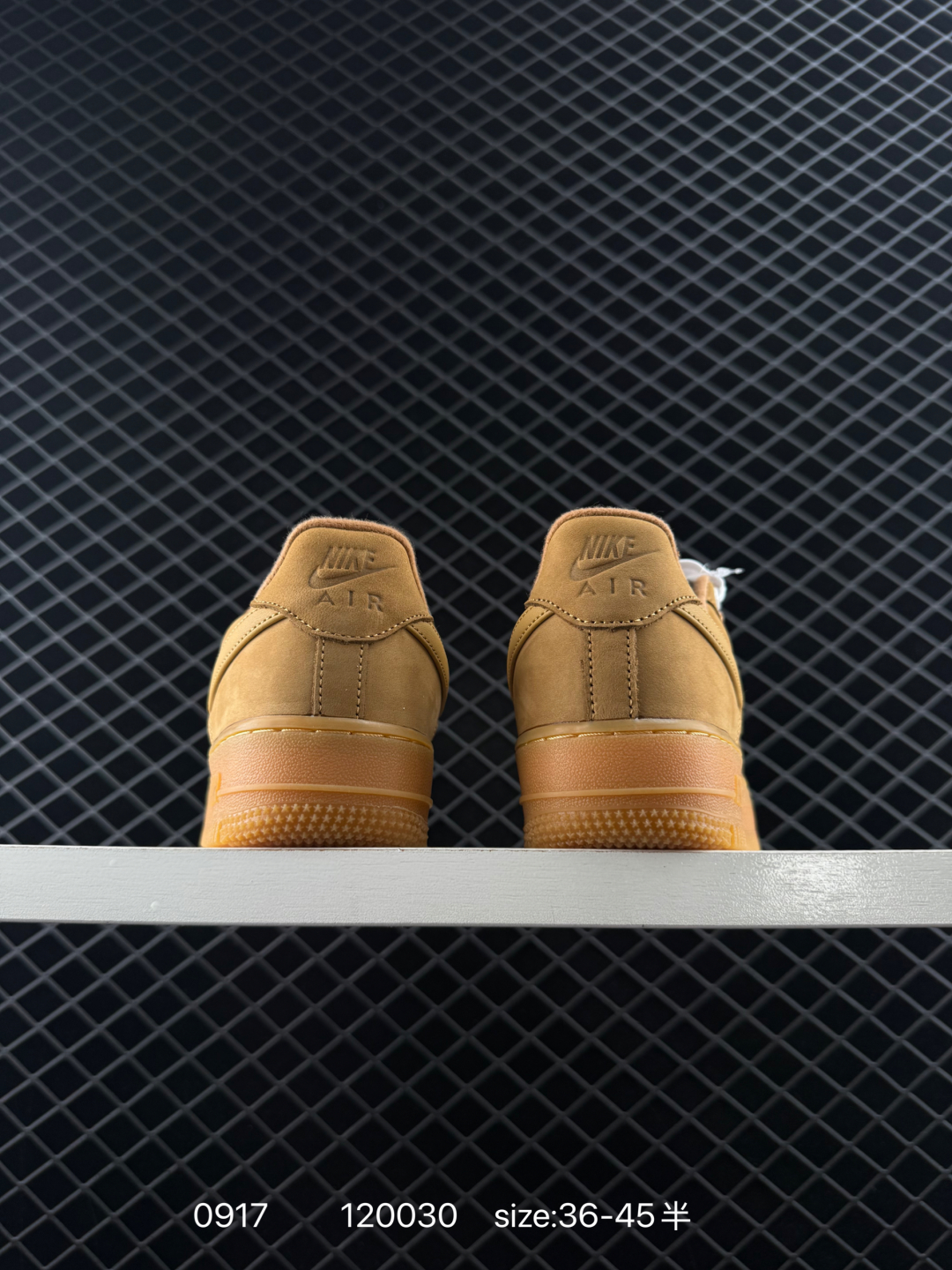 💰150
Nike Air Force 1 07 LV8 “Wheat / Flax” 牛皮 经典复古风格 防滑耐磨轻便 低帮 板鞋 男女同款 小麦色
货号：CJ9179 200
尺码如图所示
编码120030