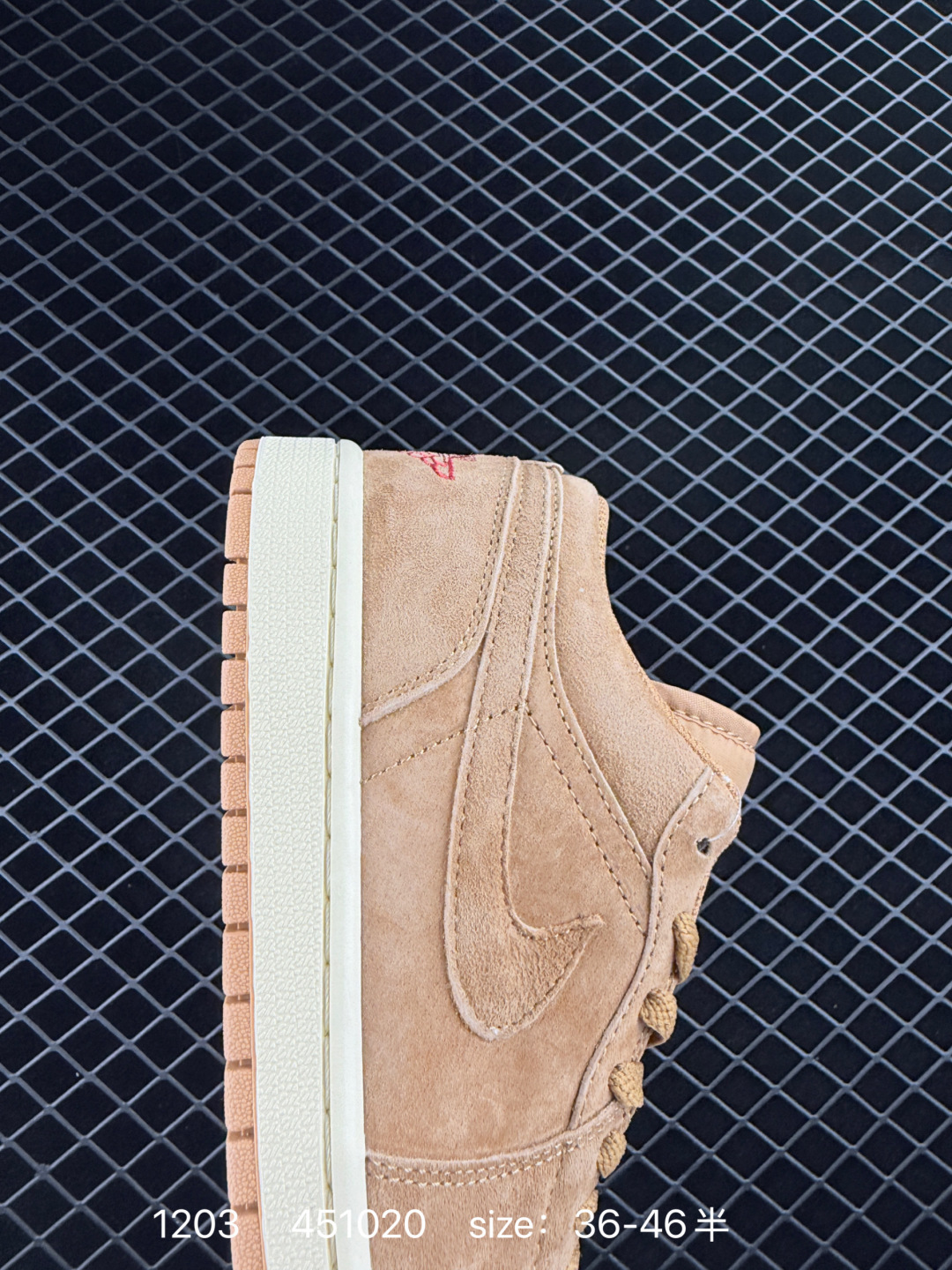 💰198
AJ1 low 亚麻棕低帮！
K版！尺码36-46全码出货！
市售第二梯队领头羊的产物！
偏小一码！HV4089-200！
编码：451020