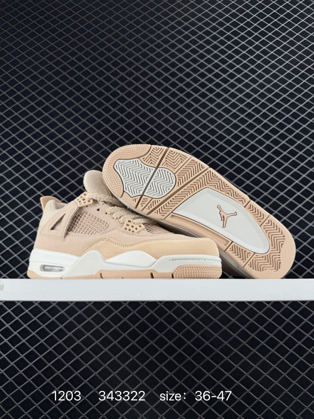 💰210aj4沙漠黄！
GX版！尺码36-48.5全码出货！
行业龙头标的硬通货品质！嘎嘎响！
欢迎高端玩家品鉴找茬！含45.5！
HV0823-200！编码343322